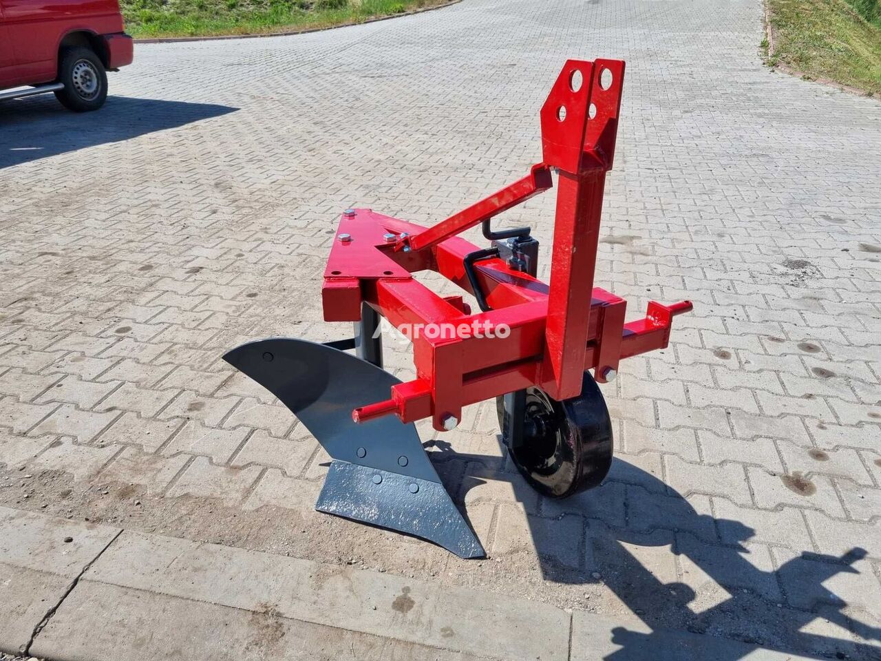 плуг Pług płużek do Kubota jednoskibowy 25 cm z kołem podporowym