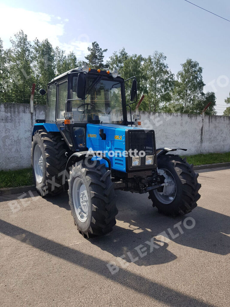 новый трактор колесный МТЗ BELARUS 952.2